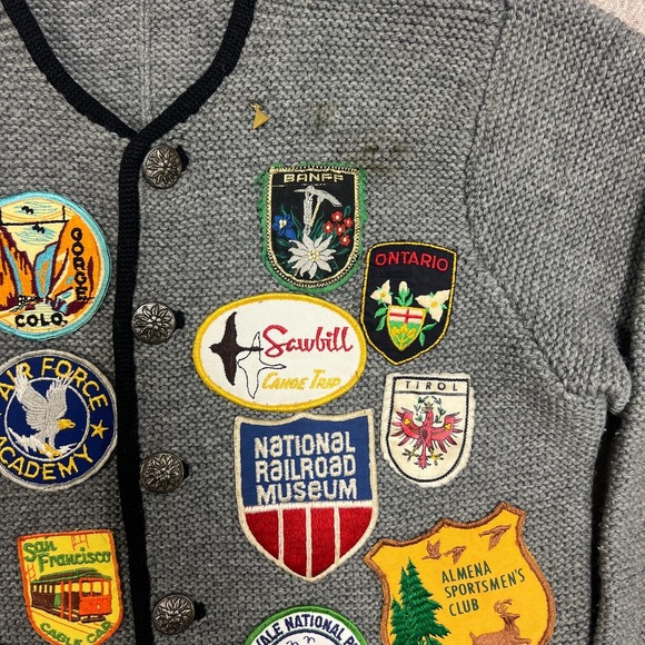 Vintage Patched Wool Sweater Mens Small Gray 1960s Cardigan Tourist Travel - Picture 3 of 11